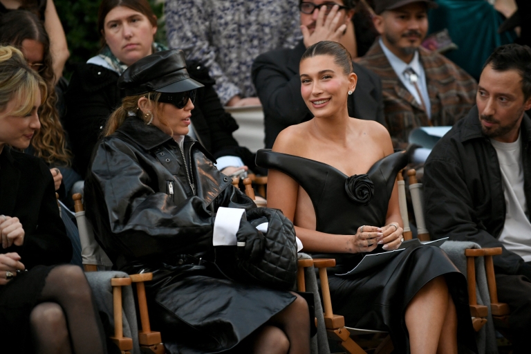 Miley Cyrus i Hailey Bieber