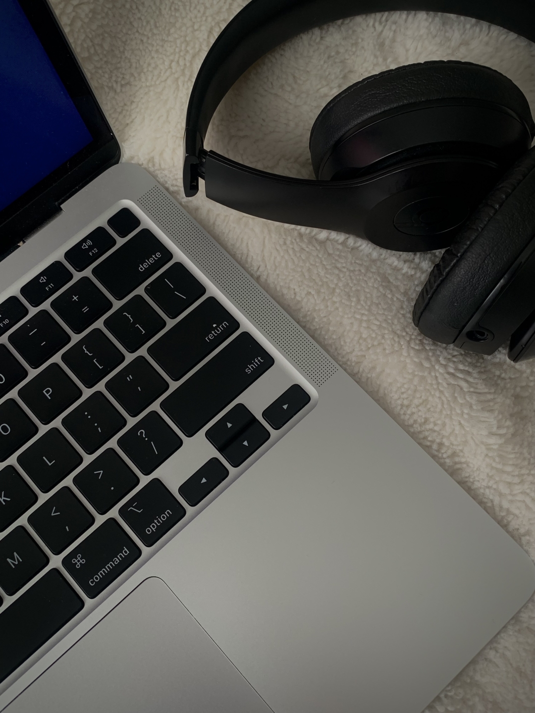 Netflix i Spotify se udružuju te će početkom 2026. na Netflixu nuditi video podcaste