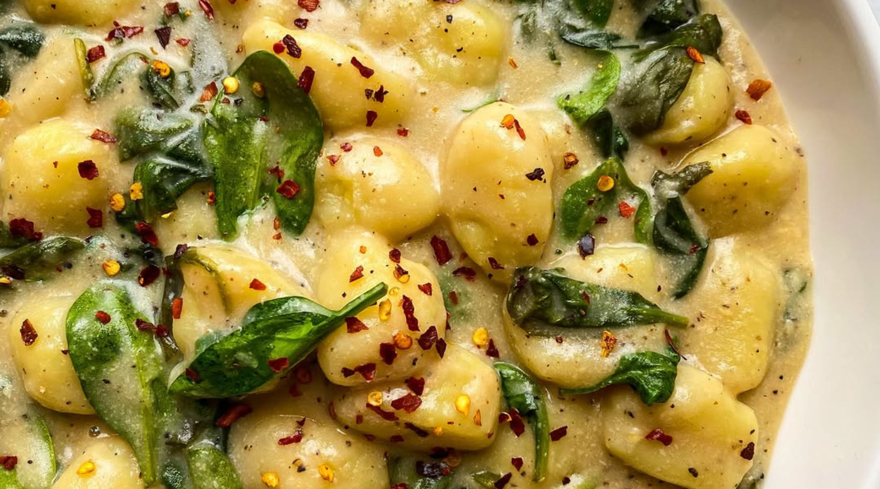 Njoki s limunom su savršen comfort food. Donosimo brz i jednostavan recept