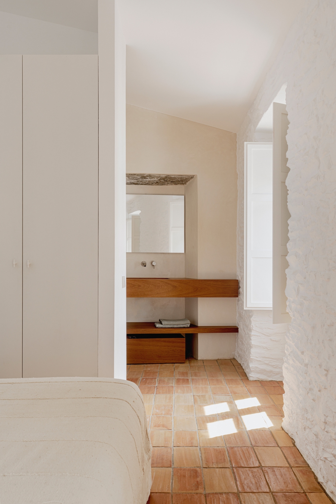 Ribarska kuća u Španjolskoj_bea-portabella-jordi-pages-david-zarzoso (23)