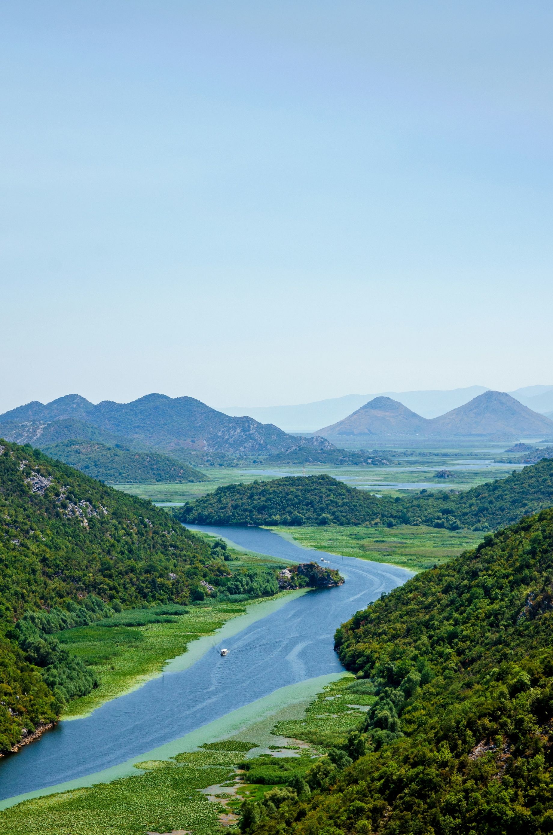 Skadarsko jezero_thibaut-marquis-QQ2paLZxd8w-unsplash