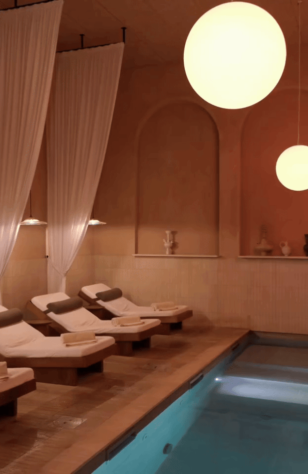 Ima pogled na Porto i wellness u stilu rimskih termi. Hotel u kojem bismo rado proveli cozy jesenske dane