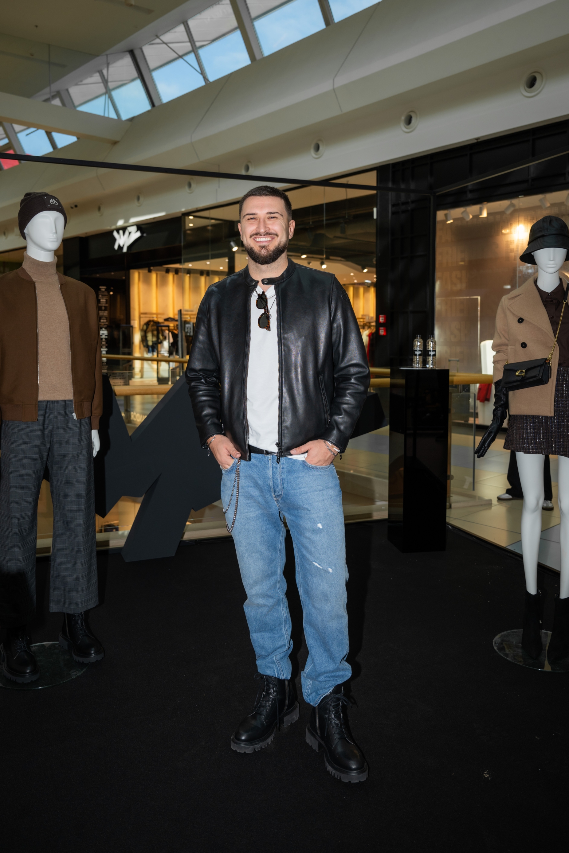 XYZ Pop up shop