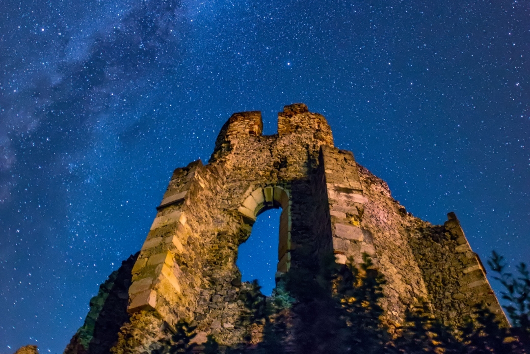 Zvjezdano nebo Ruzica grad Foto Matija Turkalj, izvor TZ VPŽ_
