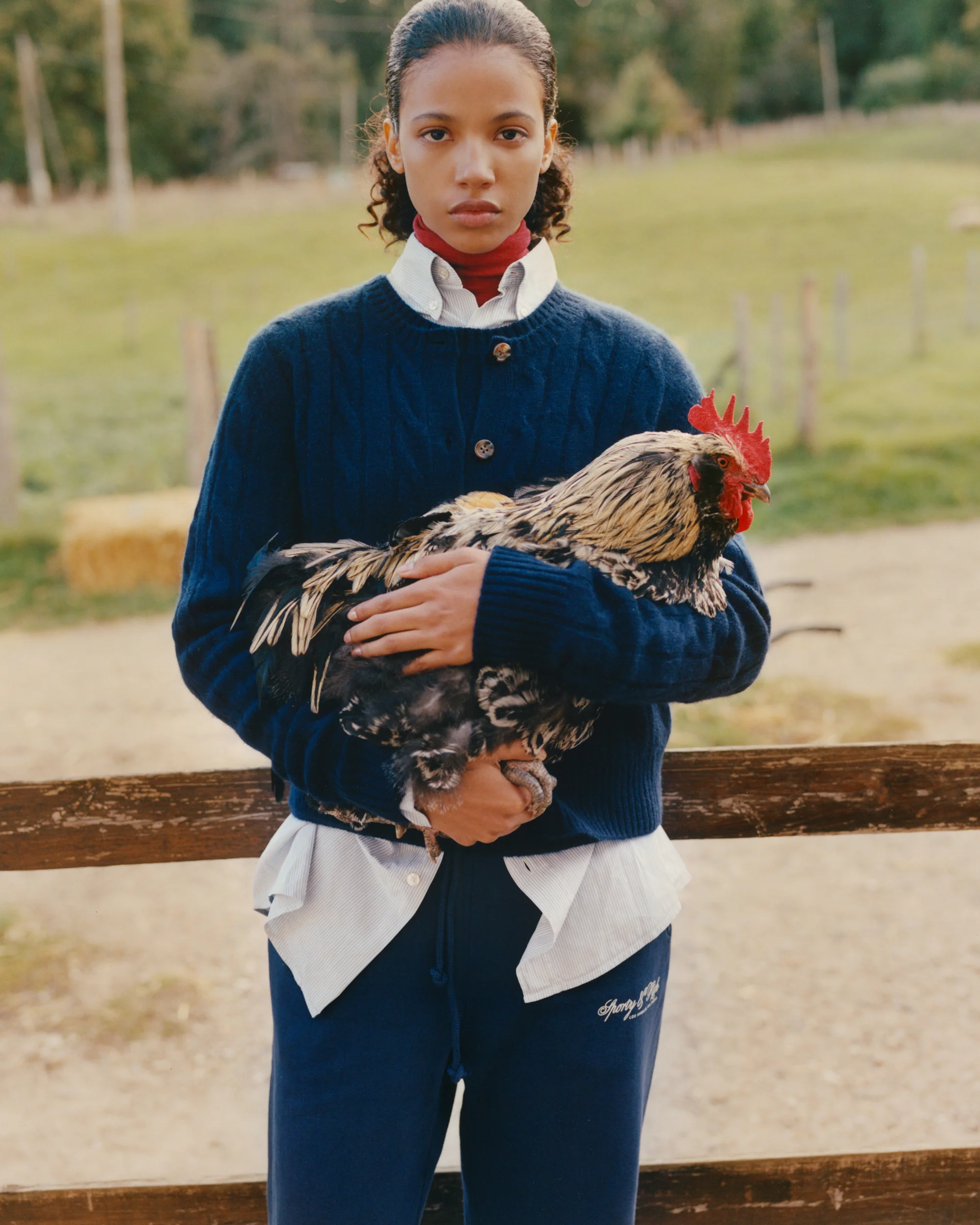 Bella Hadid opet diktira modne trendove: Hoće li farmer core biti dominantna estetika ove sezone?