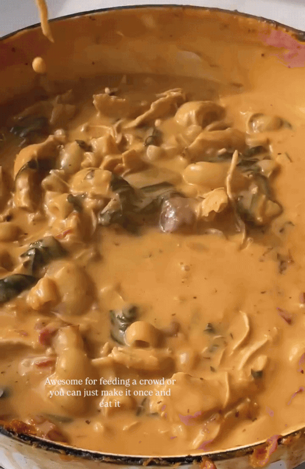 Ovu kremastu juhu od piletine i njoka mogli bismo jesti svaki dan. Imamo recept