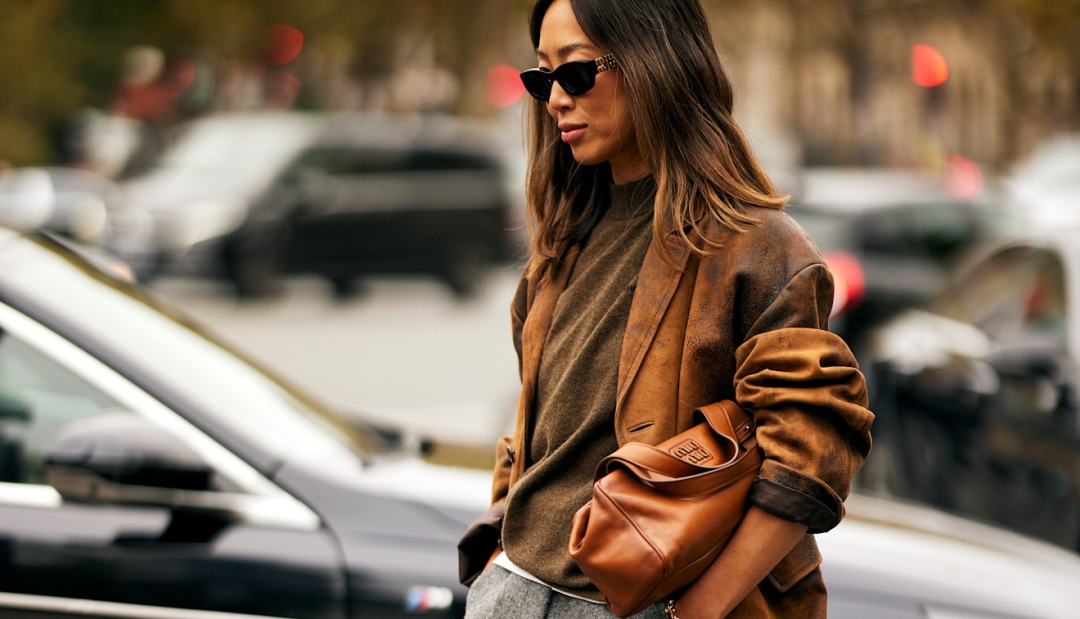 smeđa boja_Paris str S26 2765