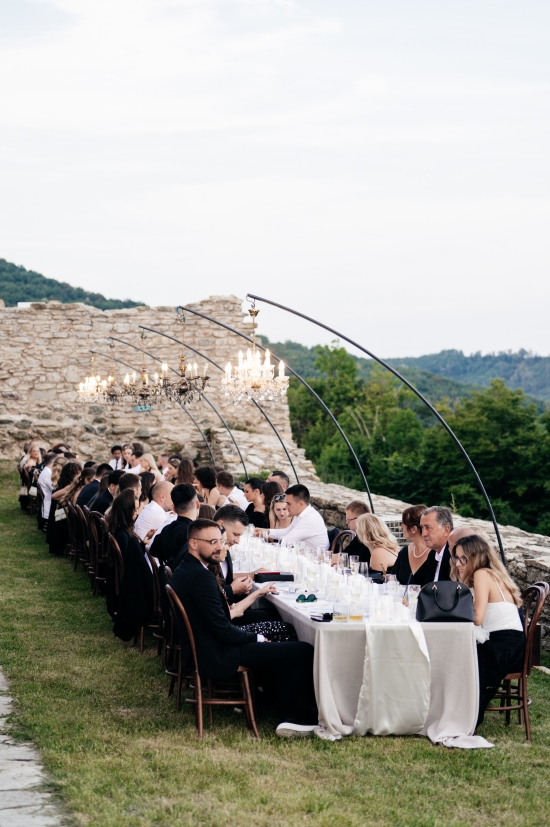 Želite kul vjenčanje na posebnoj lokaciji – s ponudom koja izlazi iz okvira? Ova ekipa brine o svakom detalju