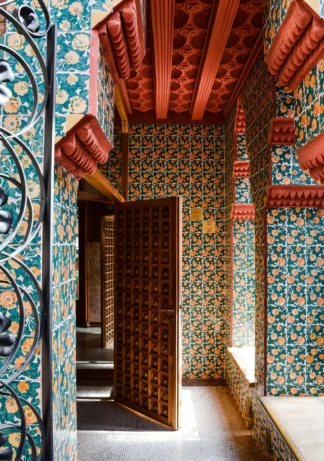 Casa Vicens_pexels-axp-photography-500641970-16593996
