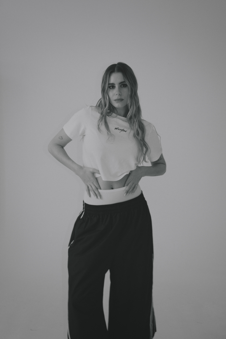 Nika Turković majice