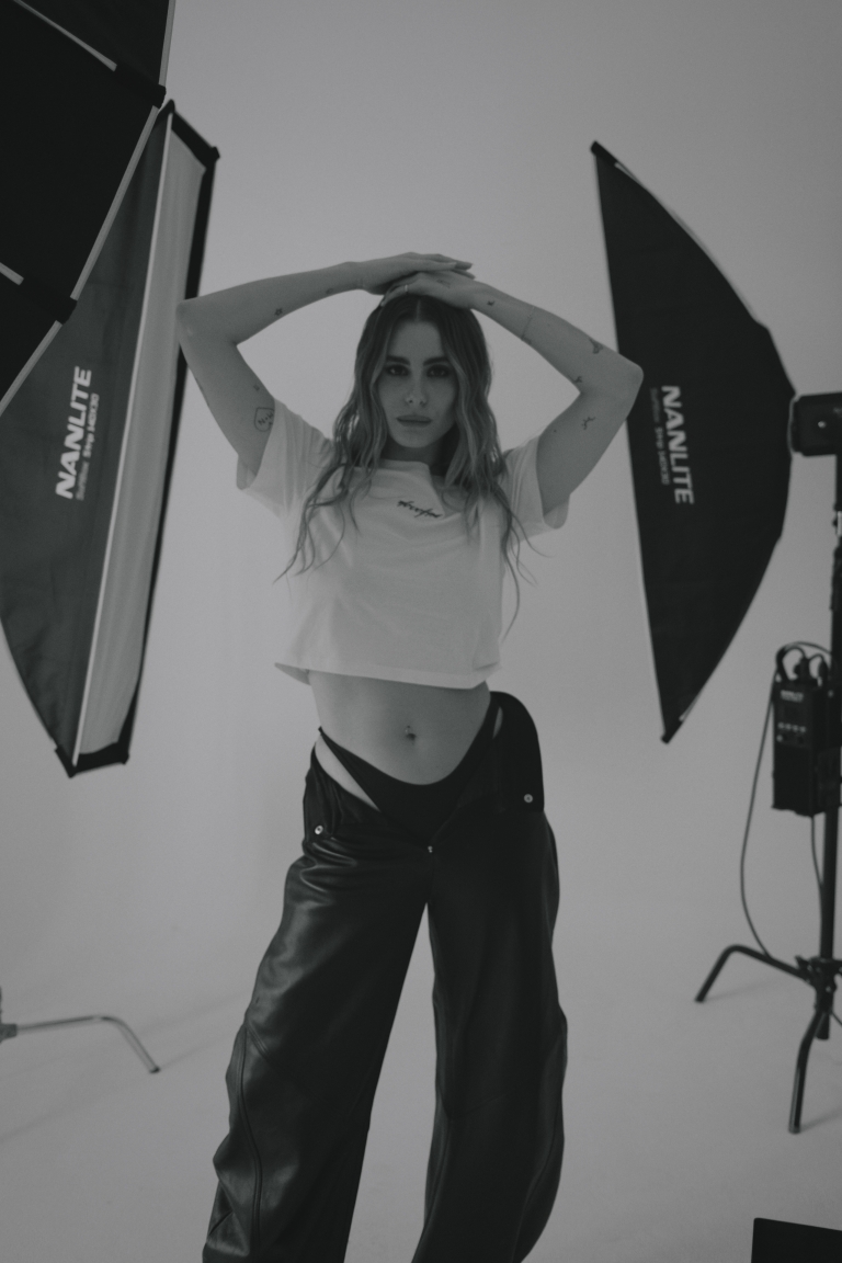 Nika Turković majice