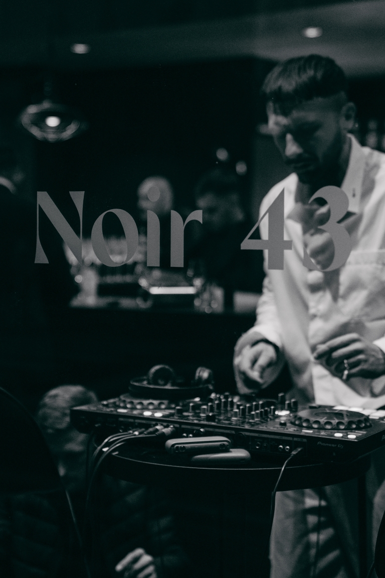 Noir43 – restoran i bar