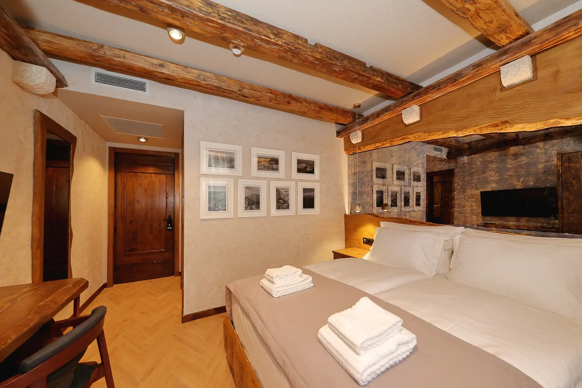 Planinarski dom Vošac (6)