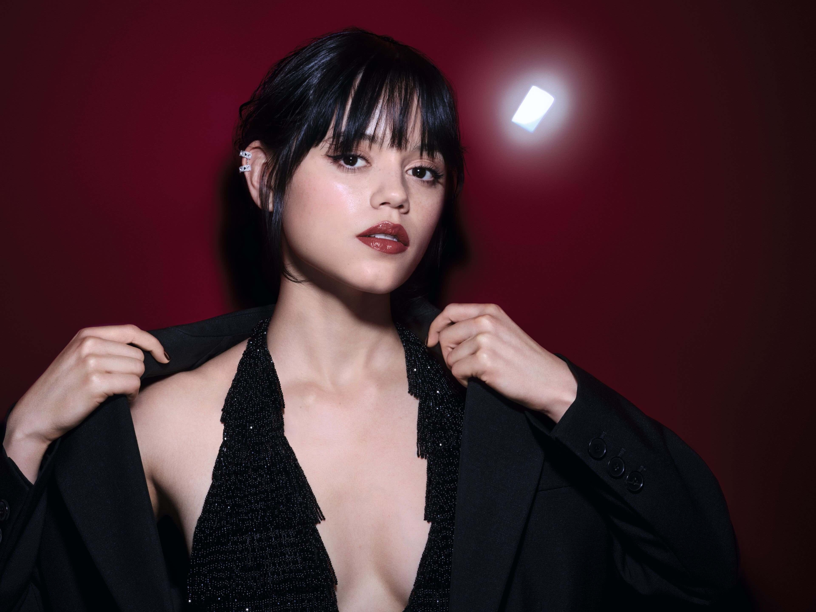 Ovo je THE ruž! Sjajan je, a ne briše se, ne razmazuje i ne blijedi