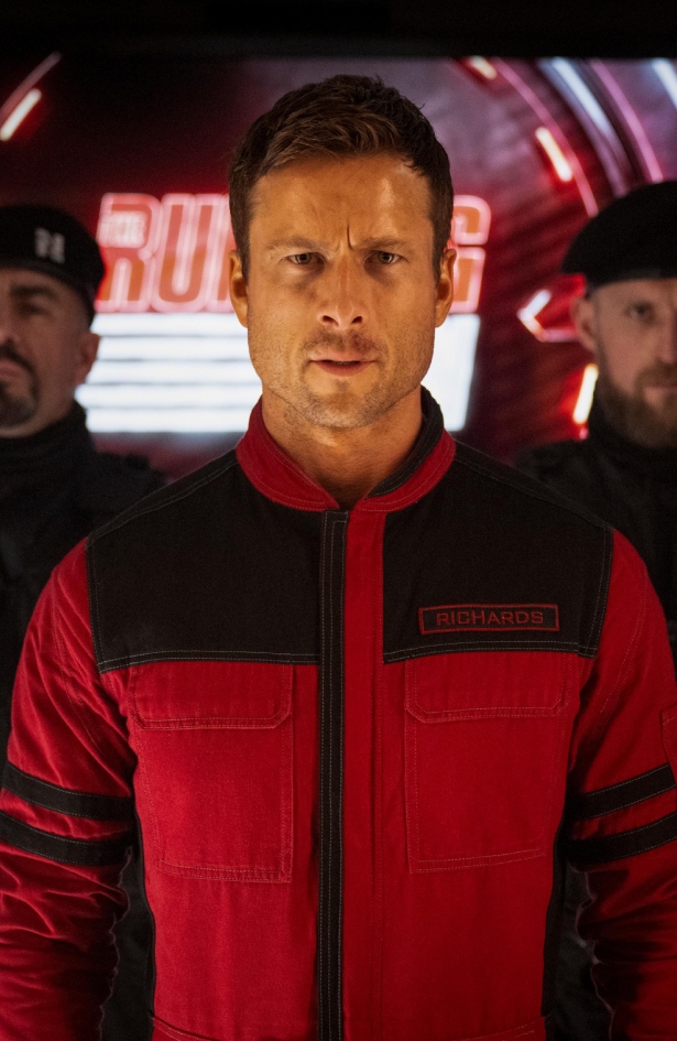 Uskoro u kina stiže akcijski film prema romanu Stephena Kinga. A glavnu ulogu tumači Glen Powell