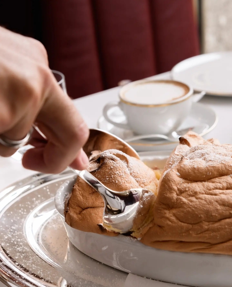Idete u Beč ili Salzburg? Probajte ovaj tradicionalan austrijski kolač, lagan, sladak i mekan poput oblaka