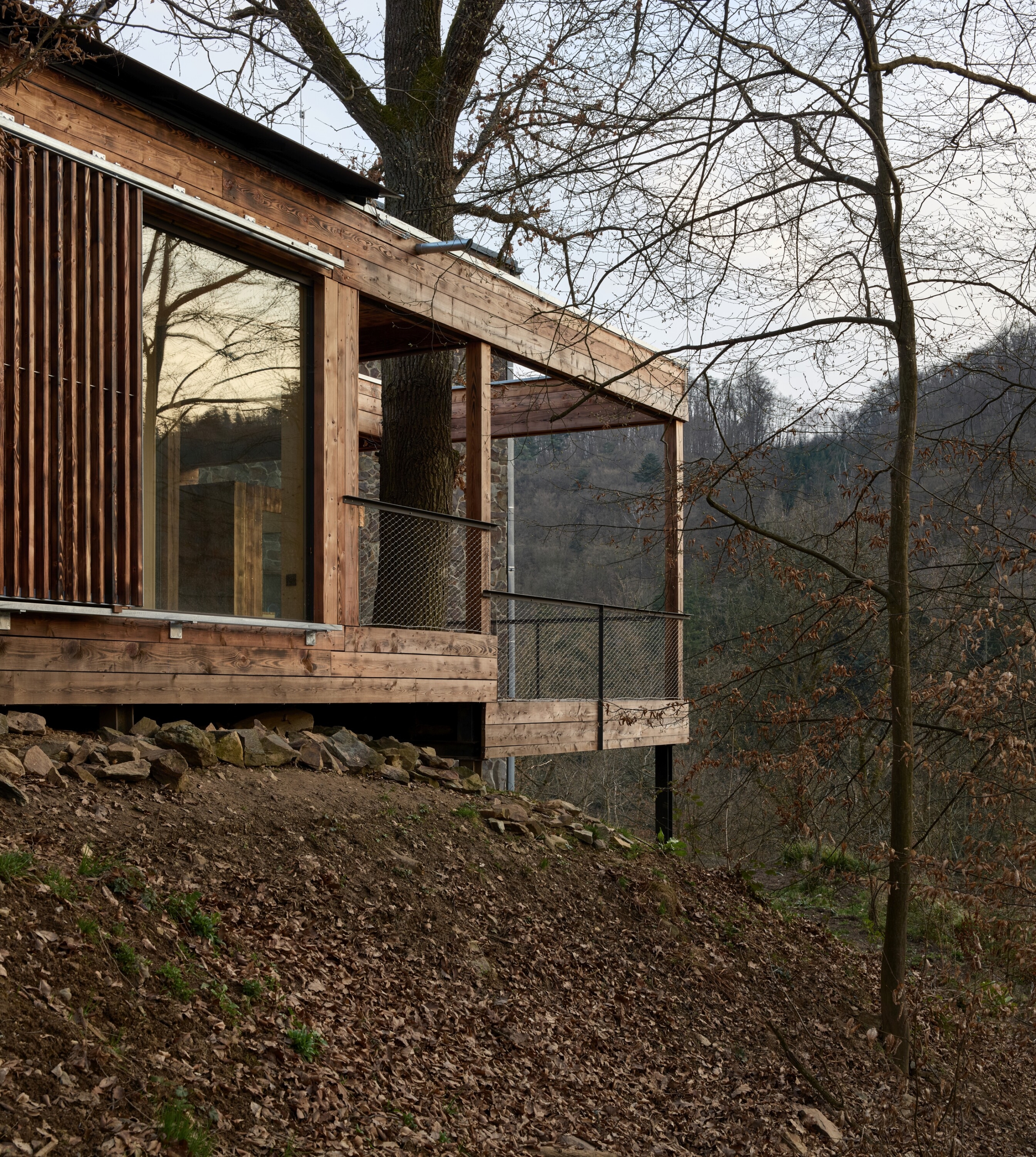 obiteljska kuća_paiva-architekti-mednik-house-radek-ulehla-01 (10)