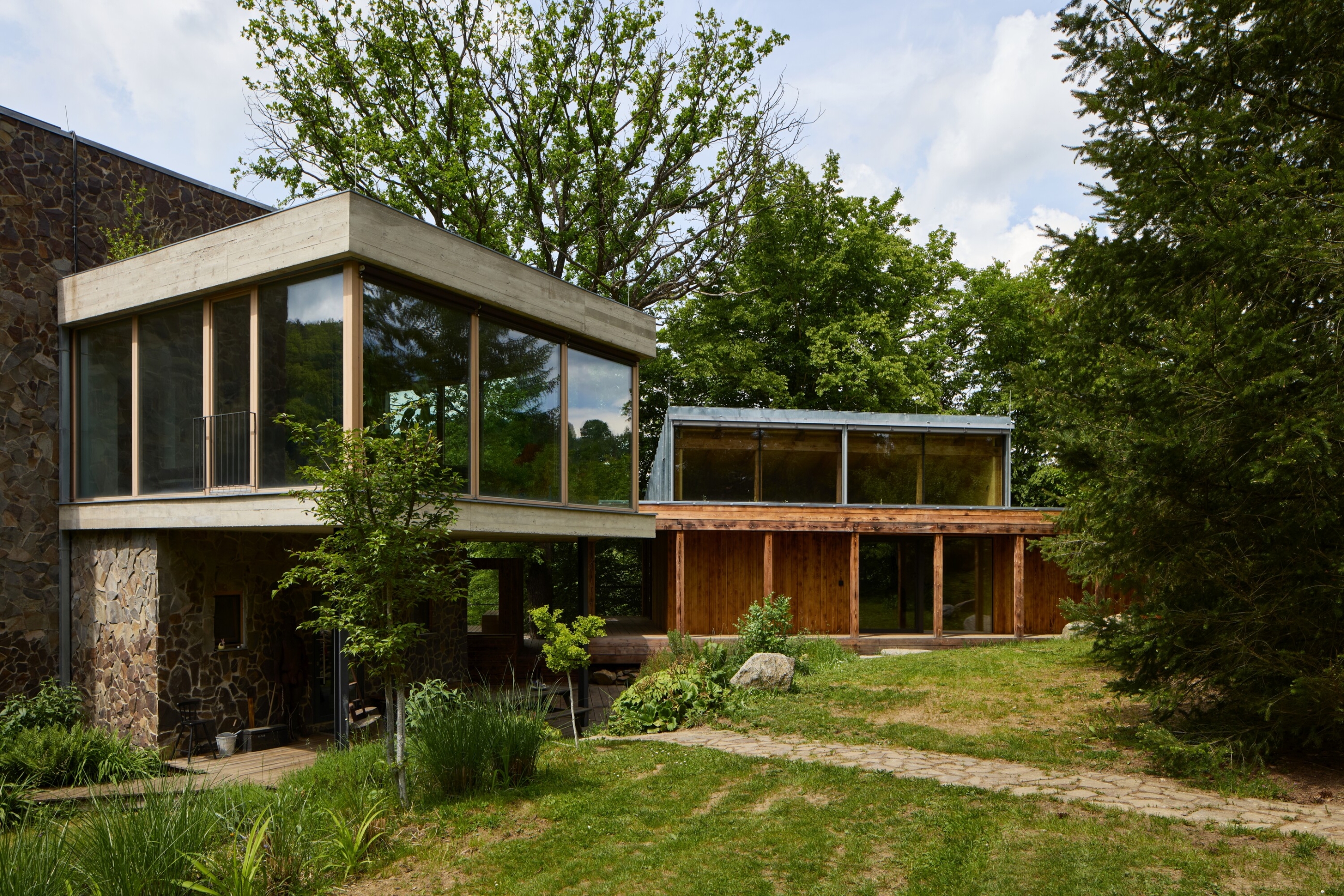 obiteljska kuća_paiva-architekti-mednik-house-radek-ulehla-01 (22)