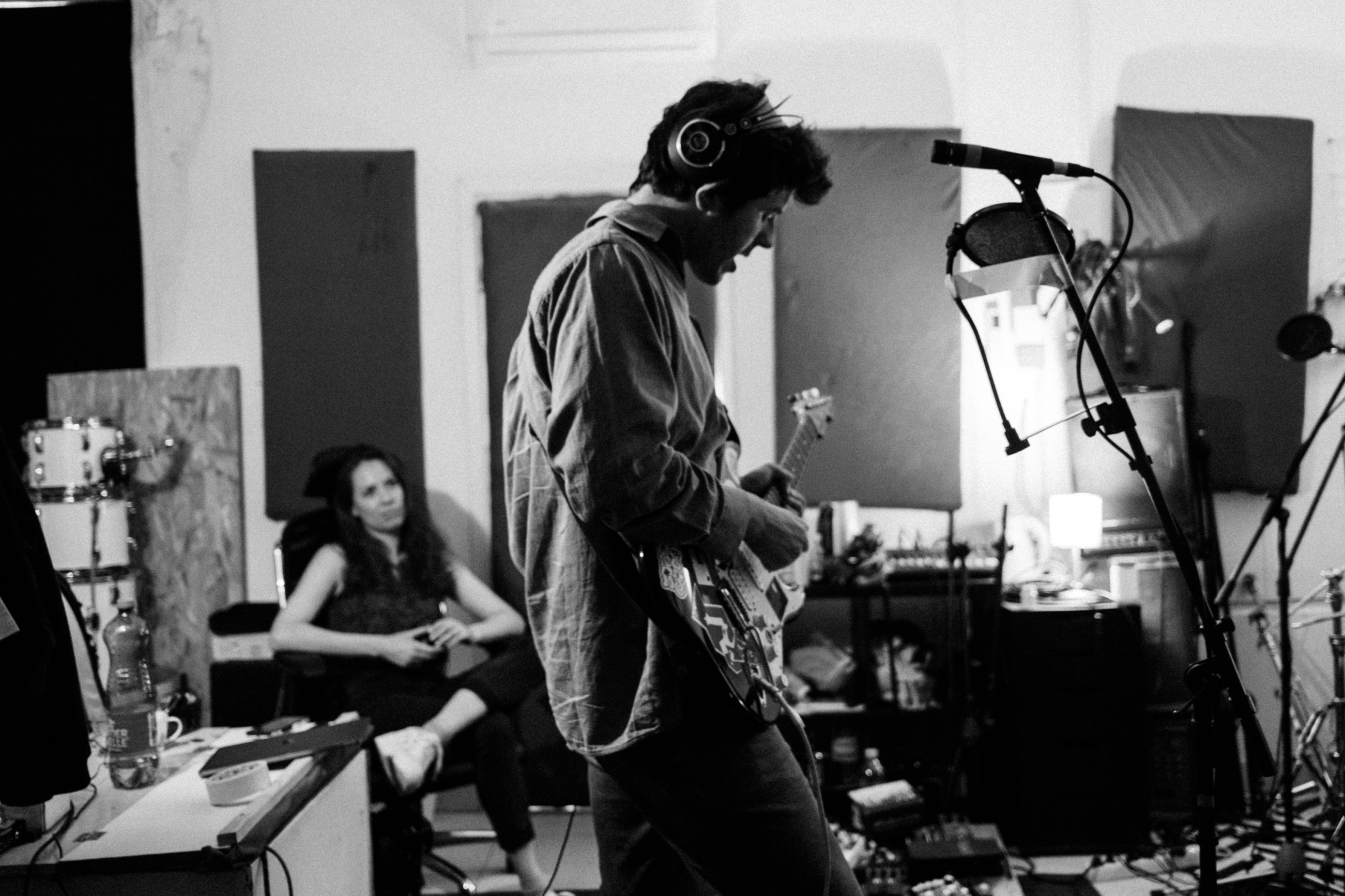 Supergrupa glazbenika s alternativne scene snimila session “Svibanj vol.1”